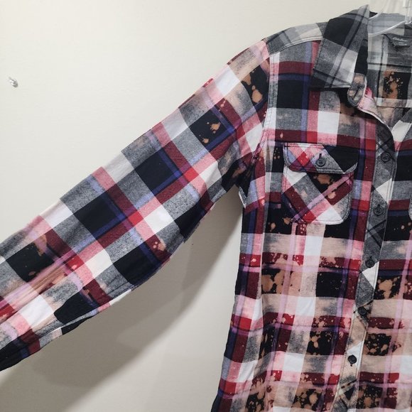 Eddie Bauer bleach dyed upcycled flannel shirt woman's size small - Picture 9 of 12